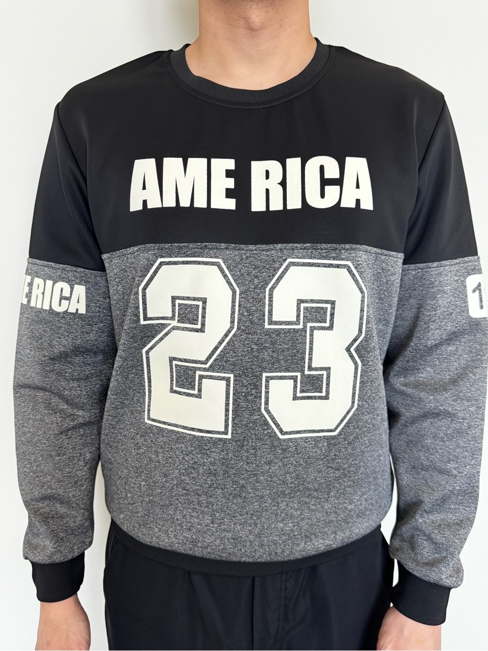 Black & Gray '23' Men’s Crewneck Sweatshirt